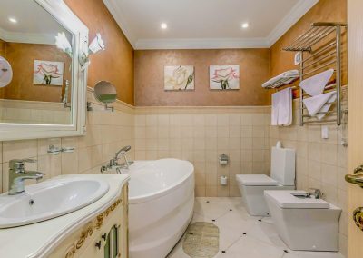 Апартамент в санатории Джинал в городе Кисловодске - фотография