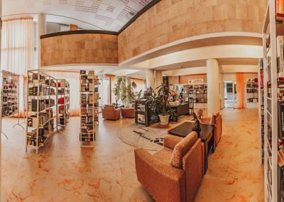 Библиотека в санатории Джинал в городе Кисловодске - фотография