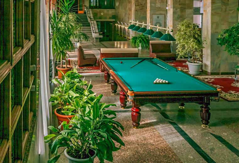 Бильярд в санатории Джинал в городе Кисловодске - фотография