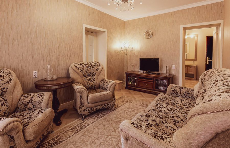 Номер двухместный двухкомнатный дабл премиум в санатории Джинал в городе Кисловодске - фотография