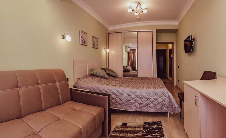 Номер двухместный дабл комфорт в санатории Джинал в городе Кисловодске - фотография