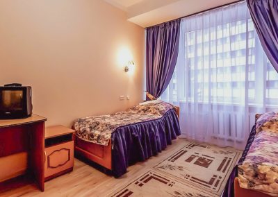 Номер двухместный твин без балкона в санатории Джинал в городе Кисловодске - фотография