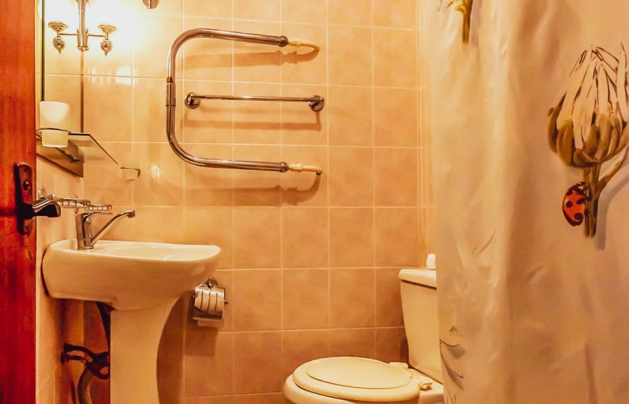 Номер двухместный твин без балкона в санатории Джинал в городе Кисловодске - фотография