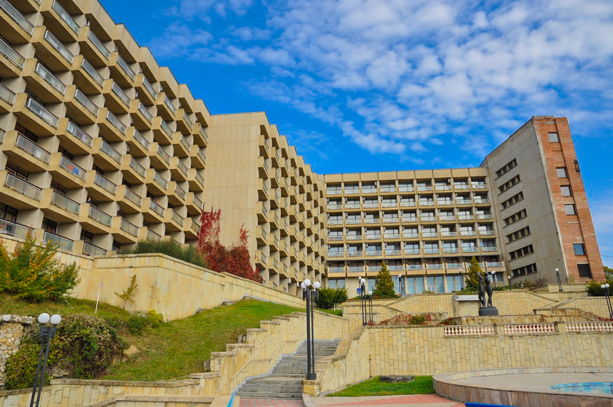 Санаторий Джинал в городе Кисловодск - фотография
