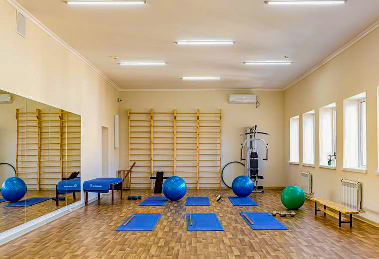 Гимнастический зал в санатории Джинал в городе Кисловодске - фотография