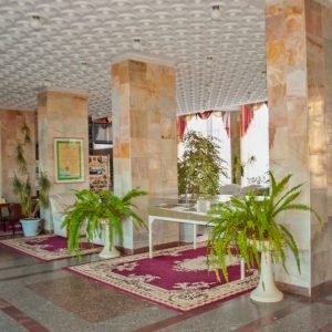 Холл в санатории Джинал в городе Кисловодске - фотография