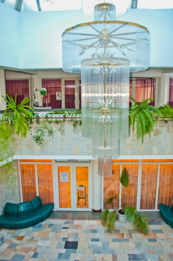 Холл в санатории Джинал в городе Кисловодске - фотография