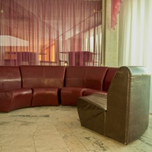 Холл в санатории Джинал в городе Кисловодске - фотография