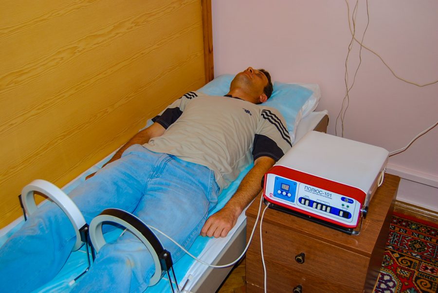 Физиотерапия Сухое вытяжение позвоночника на аппарате Ормед в санатории Джинал в городе Кисловодске - фотография