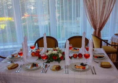 Ресторан в санатории Джинал в городе Кисловодске - фотография