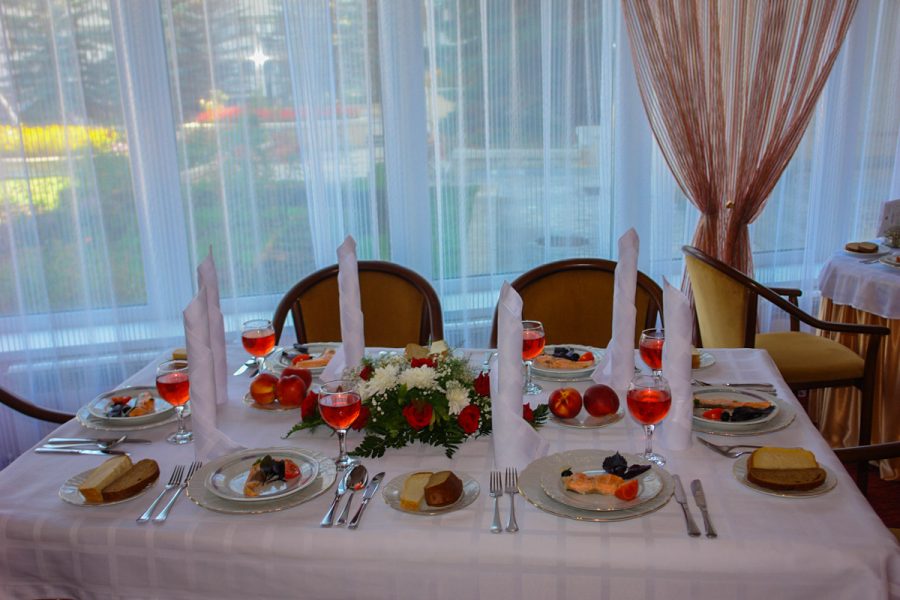 Ресторан в санатории Джинал в городе Кисловодске - фотография