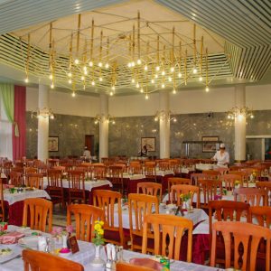 Столовая в санатории Джинал в городе Кисловодске - фотография