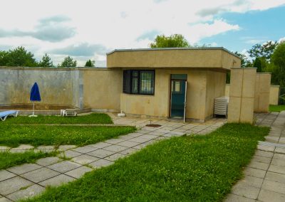 Территория в санатории Джинал в городе Кисловодске - фотография