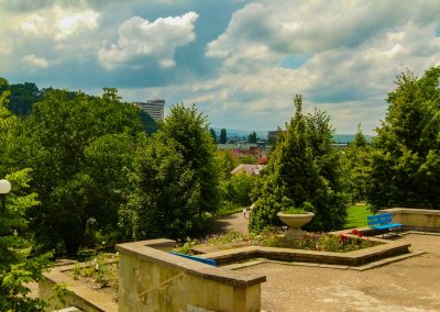 Территория в санатории Джинал в городе Кисловодске - фотография