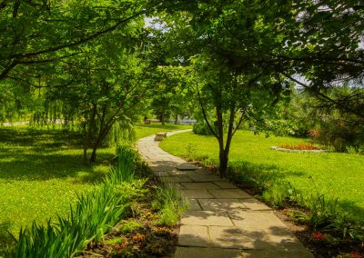 Территория в санатории Джинал в городе Кисловодске - фотография