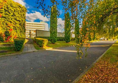 Территория в санатории Джинал в городе Кисловодске - фотография