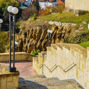 Территория в санатории Джинал в городе Кисловодске - фотография