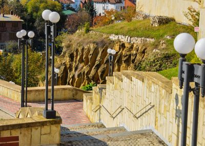 Территория в санатории Джинал в городе Кисловодске - фотография