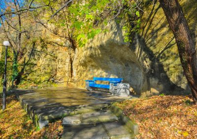 Территория в санатории Джинал в городе Кисловодске - фотография
