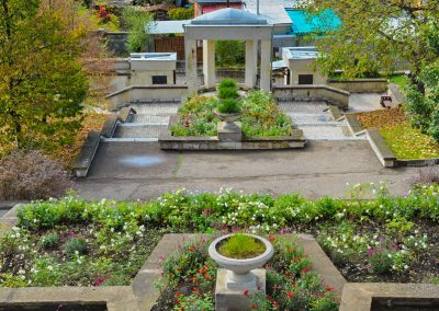 Территория в санатории Джинал в городе Кисловодске - фотография