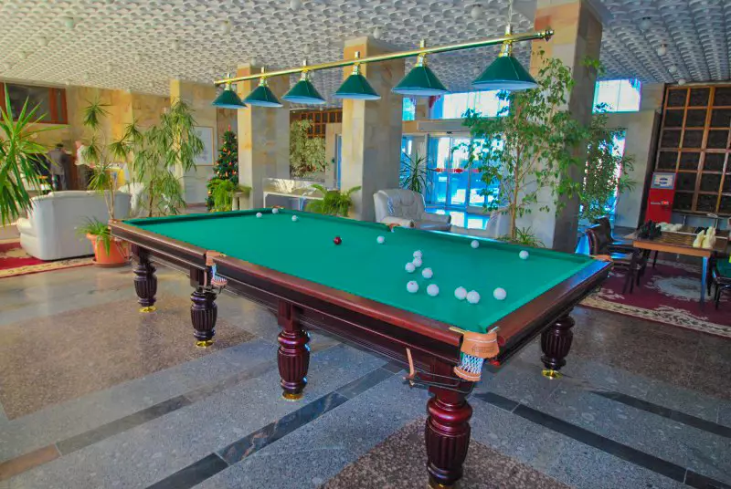 Бильярд в санатории Джинал в городе Кисловодске - фотография