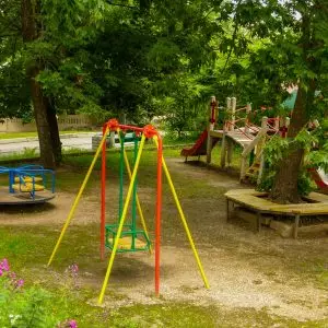 Детская площадка в санатории Джинал в городе Кисловодске - фотография