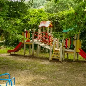 Детская площадка в санатории Джинал в городе Кисловодске - фотография