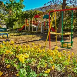 Детская площадка в санатории Джинал в городе Кисловодске - фотография