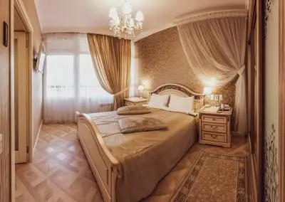 Номер двухместный двухкомнатный дабл премиум в санатории Джинал в городе Кисловодске - фотография