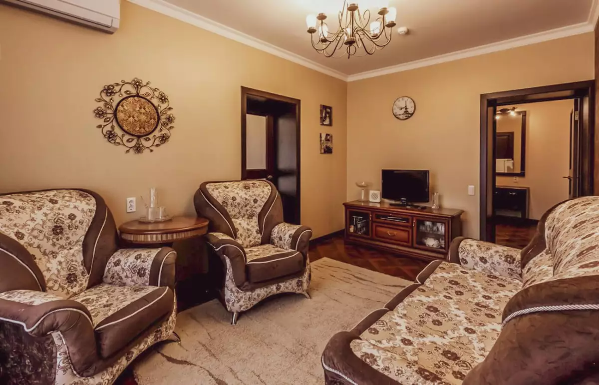 Номер двухместный двухкомнатный дабл премиум в санатории Джинал в городе Кисловодске - фотография