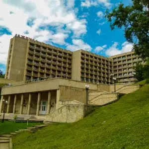 Санаторий Джинал в городе Кисловодск - фотография