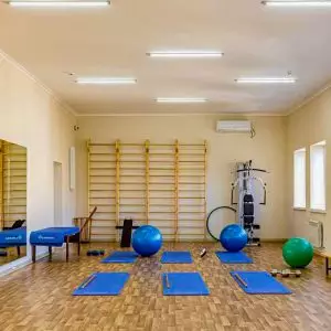 Гимнастический зал в санатории Джинал в городе Кисловодске - фотография