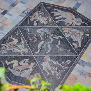 Холл в санатории Джинал в городе Кисловодске - фотография