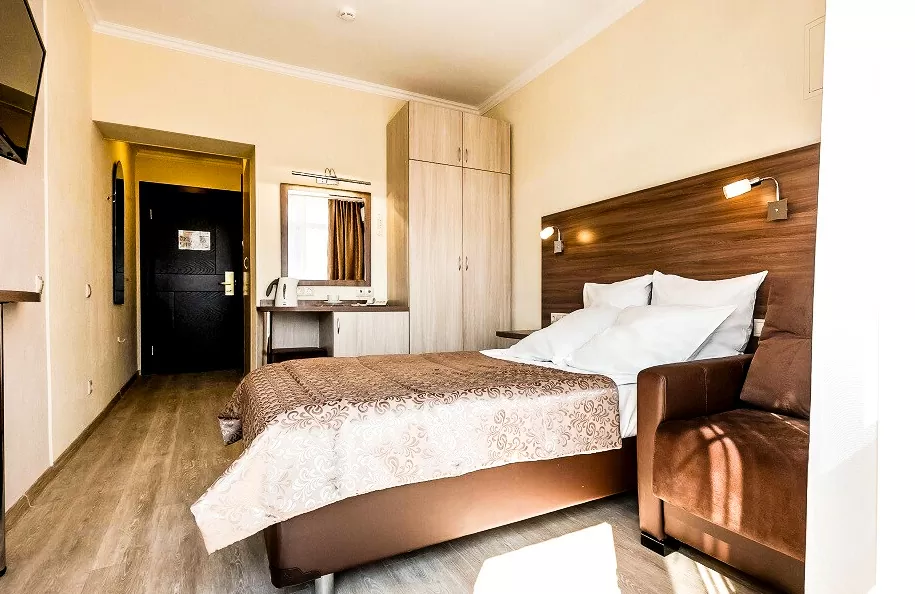 1 местный Стандарт в санатории «Джинал» в Кисловодске - фотография