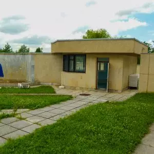 Территория в санатории Джинал в городе Кисловодске - фотография