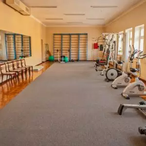 Тренажерный зал в санатории Джинал в городе Кисловодске - фотография
